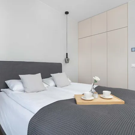 Апартаменты Stylish For 4 Guests With Balcony And Parking By Renters Prestige *
