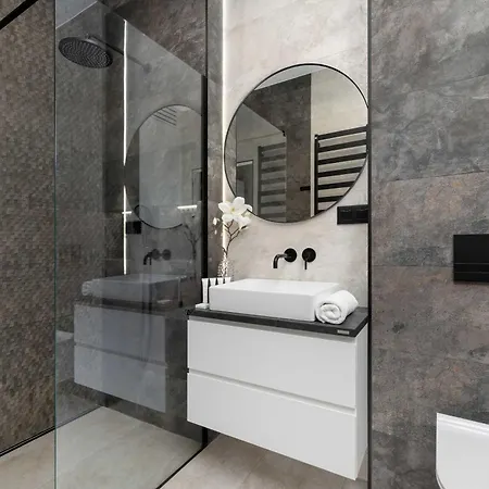 Stylish For 4 Guests With Balcony And Parking By Renters Prestige * Катовице